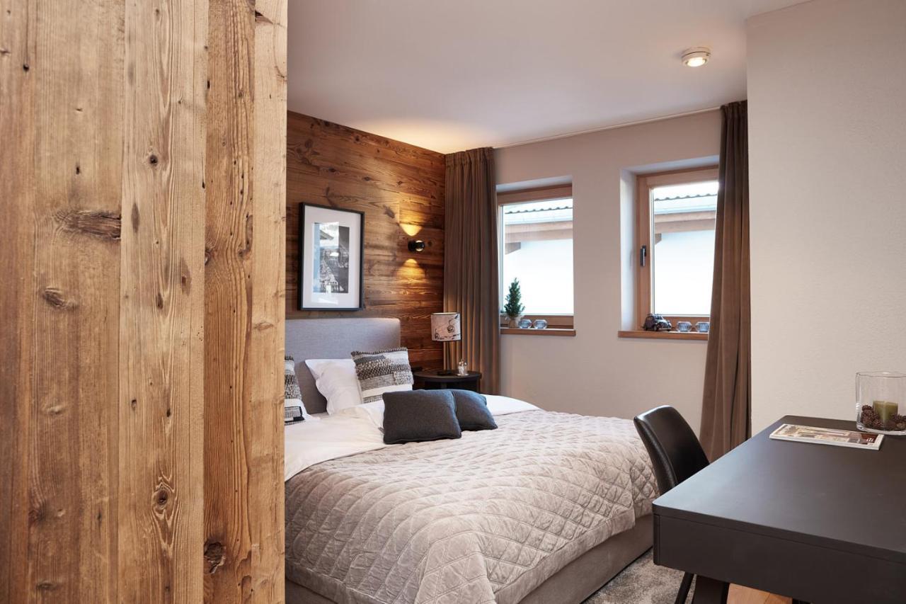 Hahnenkamm Suite Ski-In Ski-Out Direkt An Der Hahnenkammbahn Kitzbuhel Exterior photo