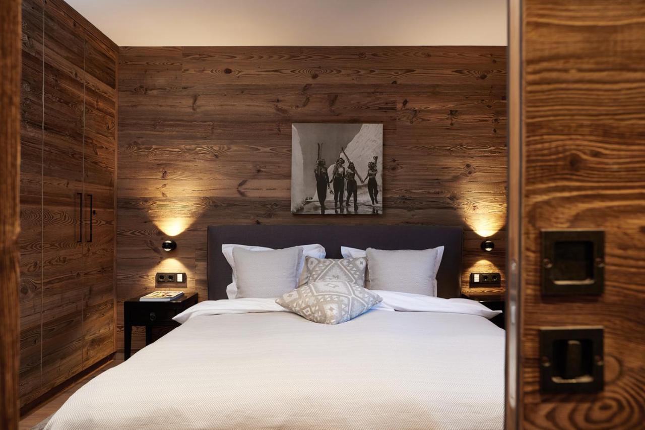 Hahnenkamm Suite Ski-In Ski-Out Direkt An Der Hahnenkammbahn Kitzbuhel Exterior photo