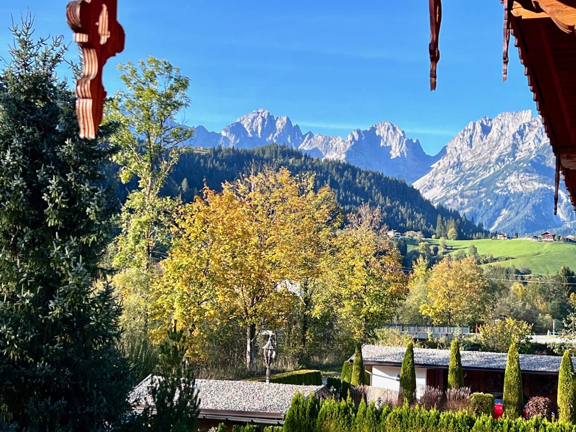Hahnenkamm Suite Ski-In Ski-Out Direkt An Der Hahnenkammbahn Kitzbuhel Exterior photo