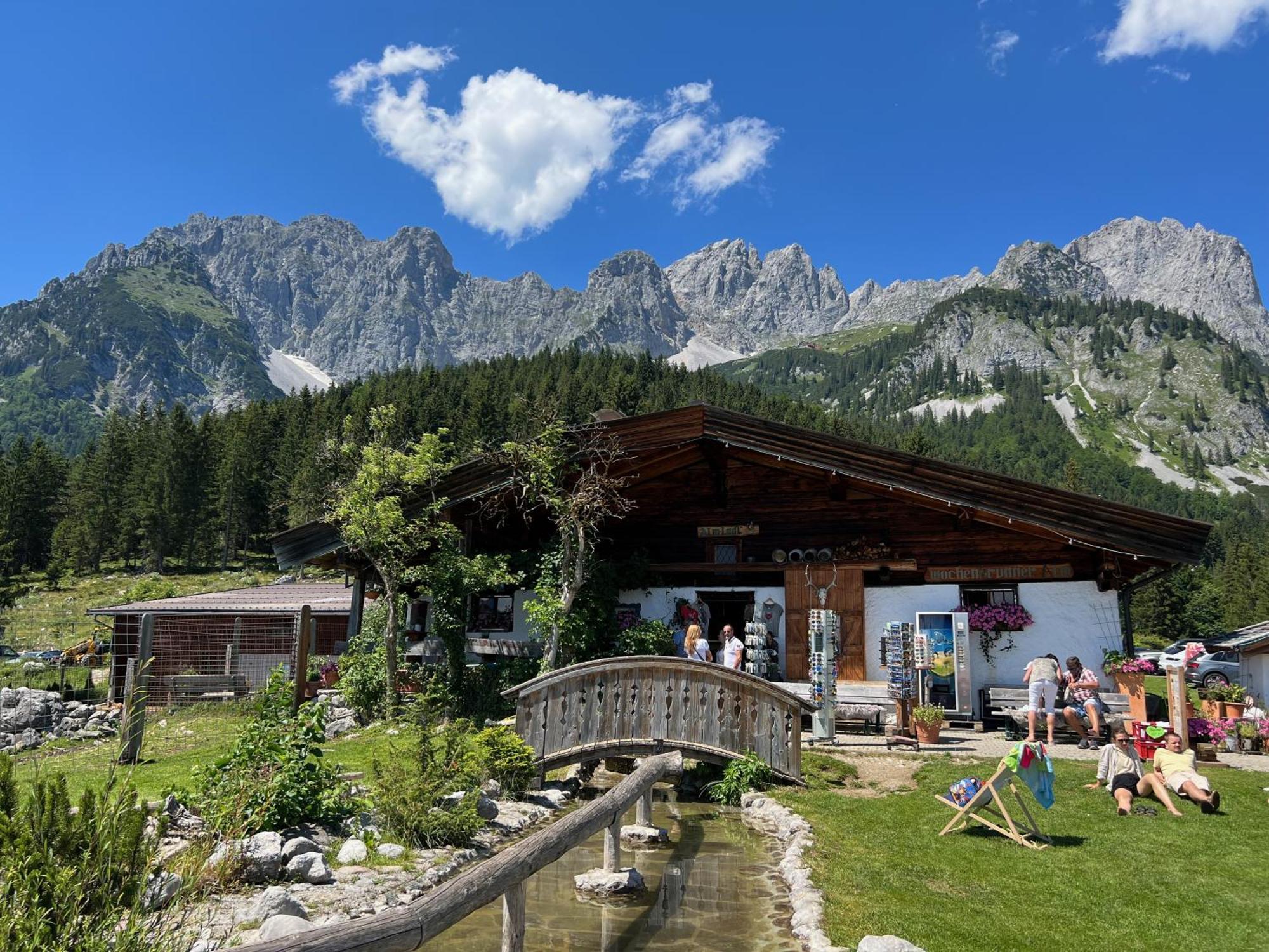 Hahnenkamm Suite Ski-In Ski-Out Direkt An Der Hahnenkammbahn Kitzbuhel Exterior photo